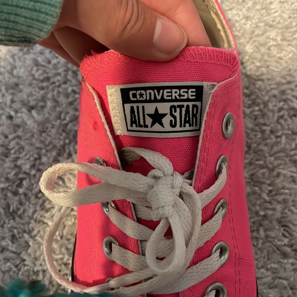 pink low top converse